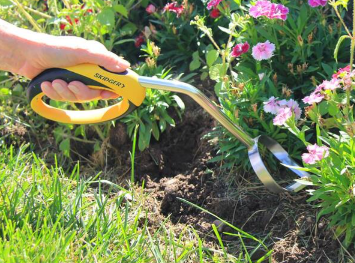 Skidger 16.25" Stainless Steel Weeder