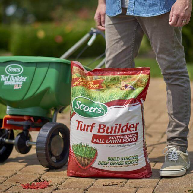 Turf Builder® WinterGuard® Fall Lawn Food - 12,000 sq ft